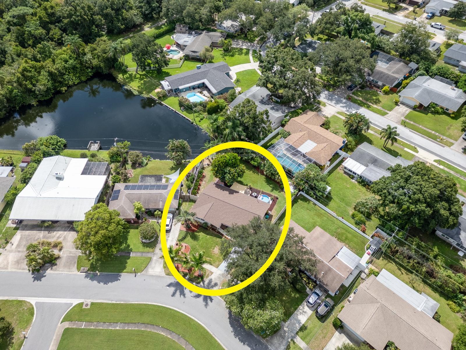 1679 WOODRIDGE DR — photo 32