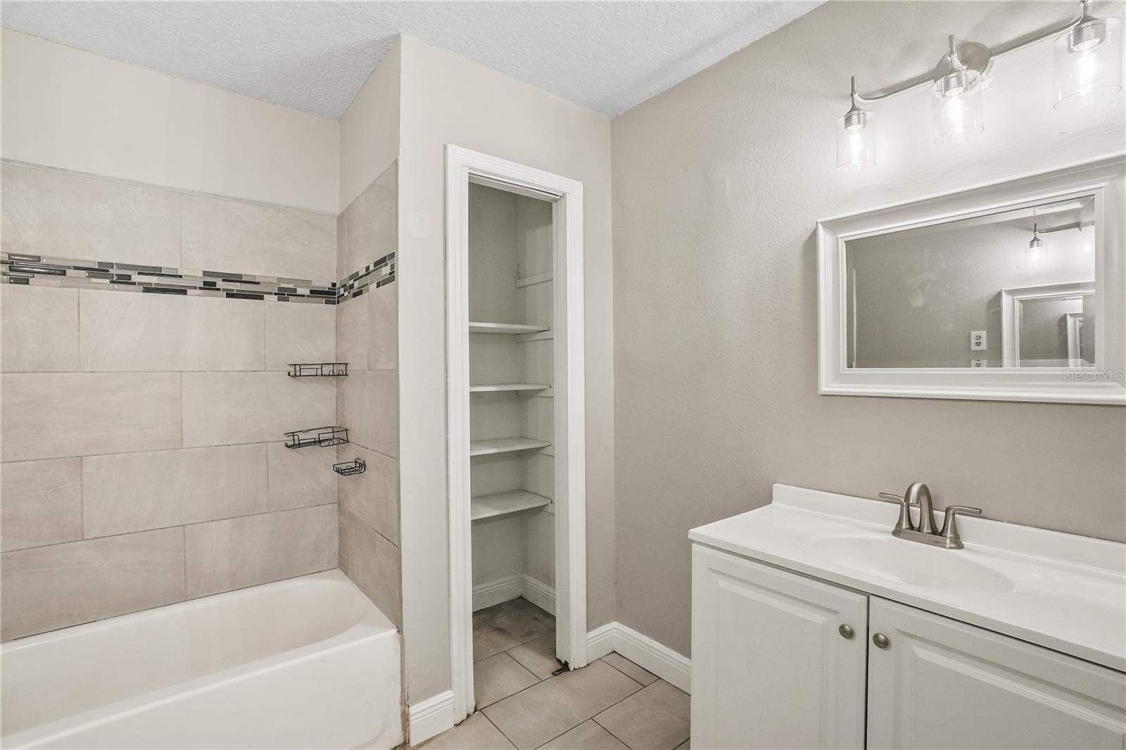 202 GAY RD — photo 20