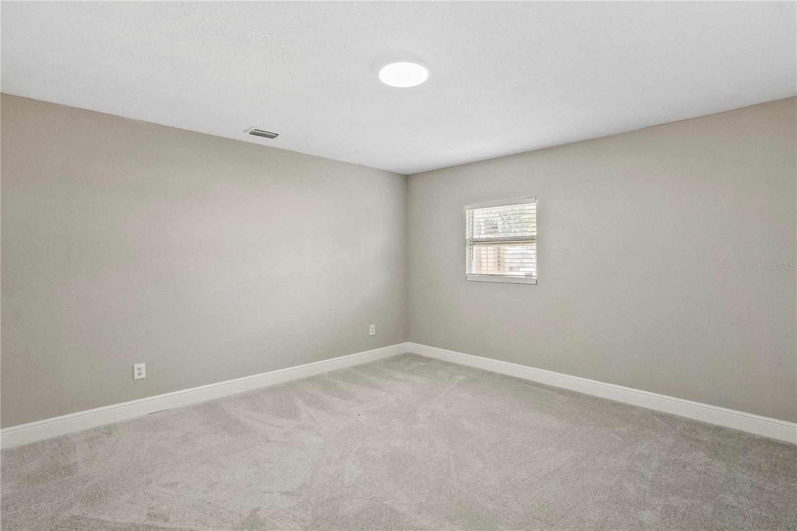 202 GAY RD — photo 34