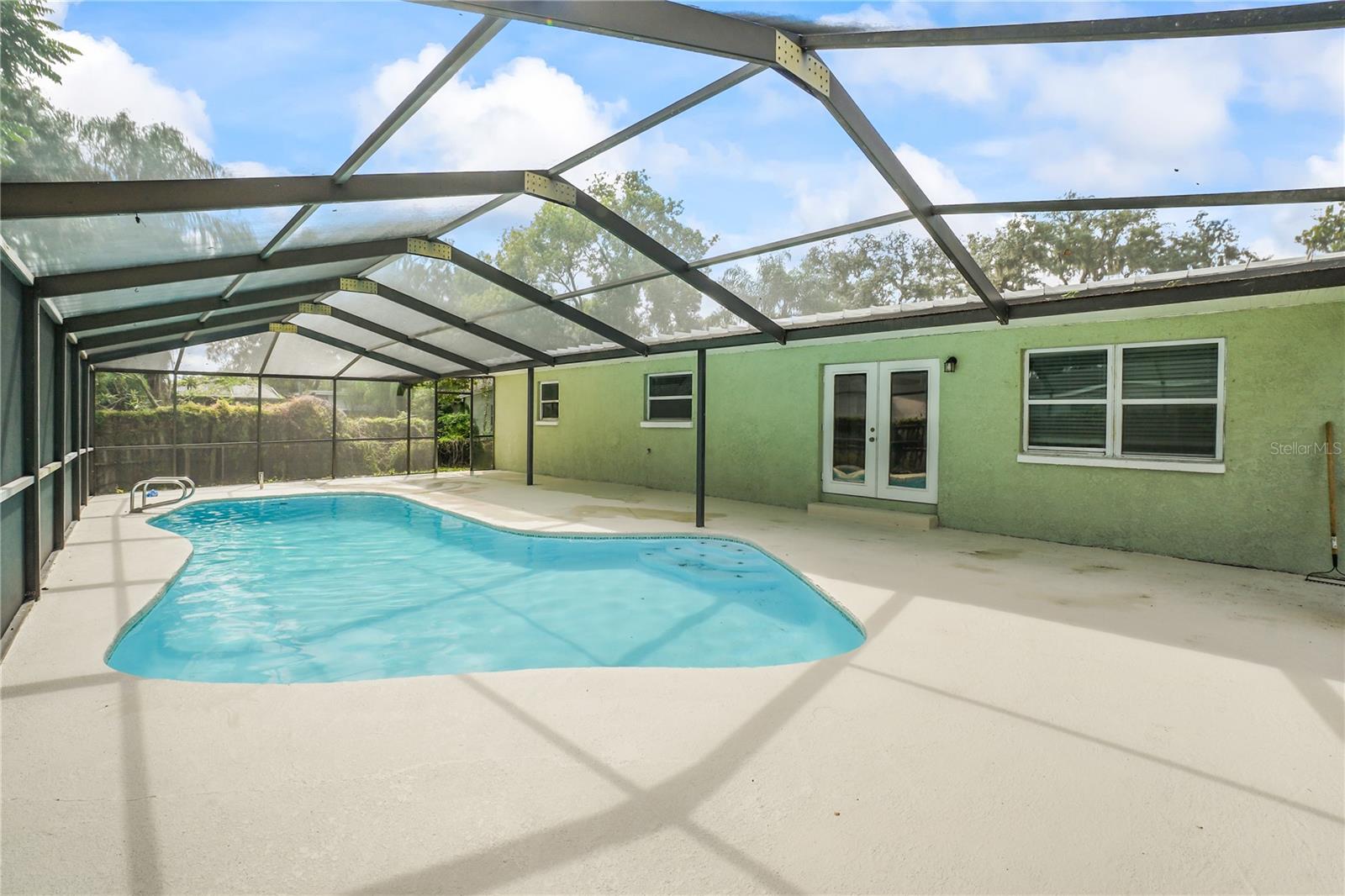 202 GAY RD — photo 38