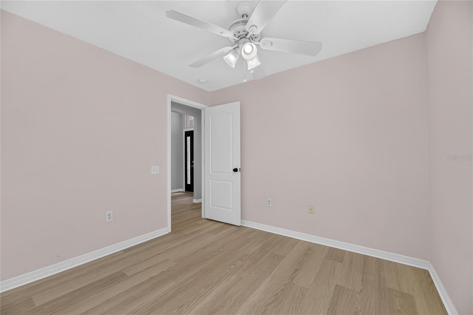 5627 WAR ADMIRAL DR — photo 13