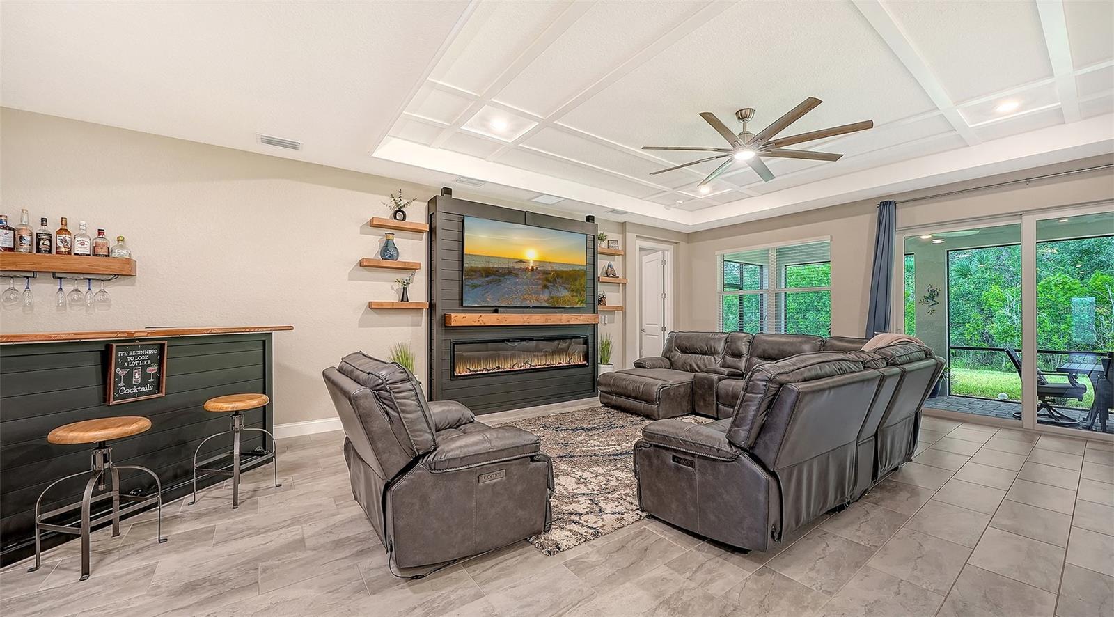 469 BANEBERRY CT — photo 4