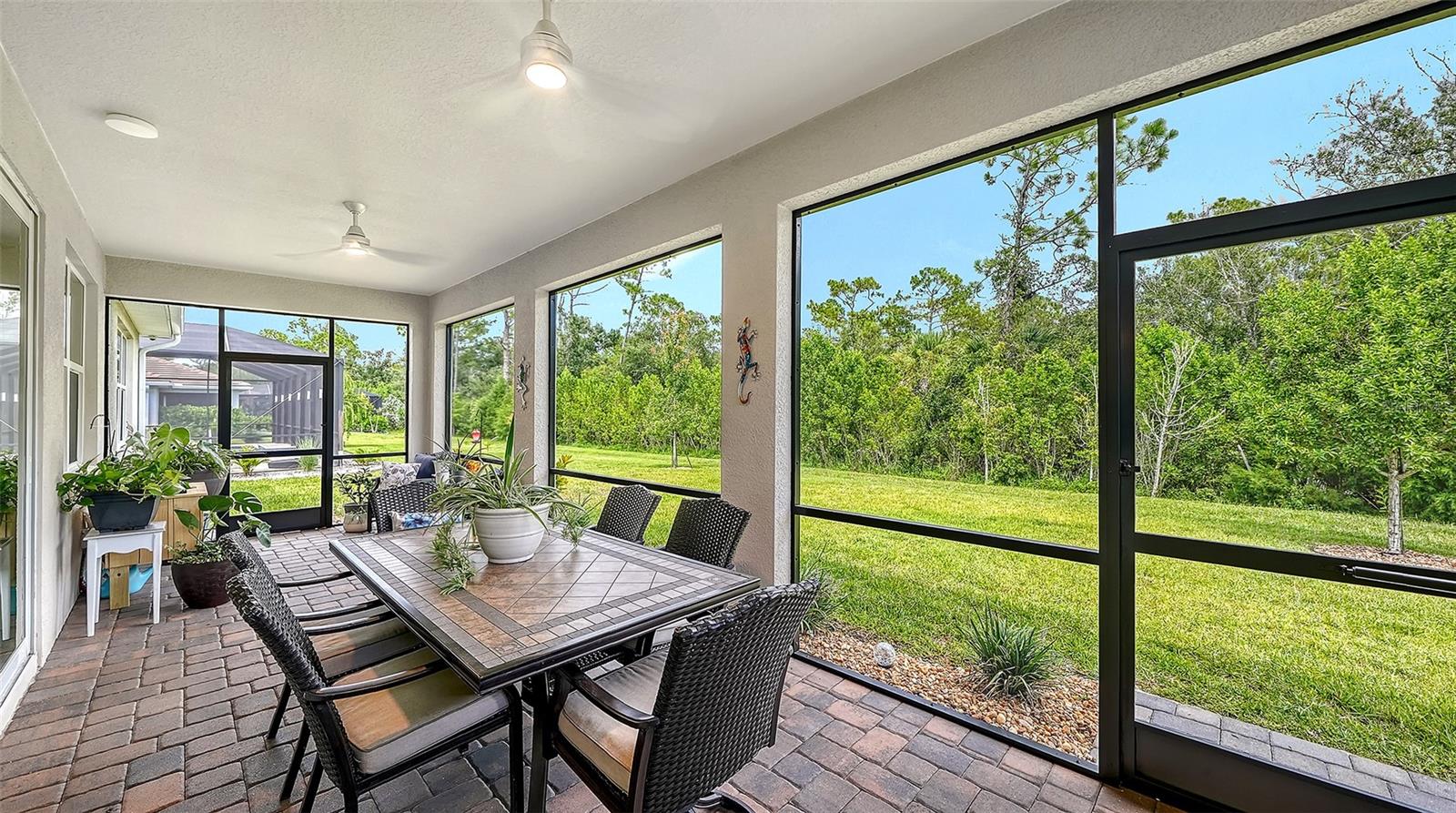 469 BANEBERRY CT — photo 25