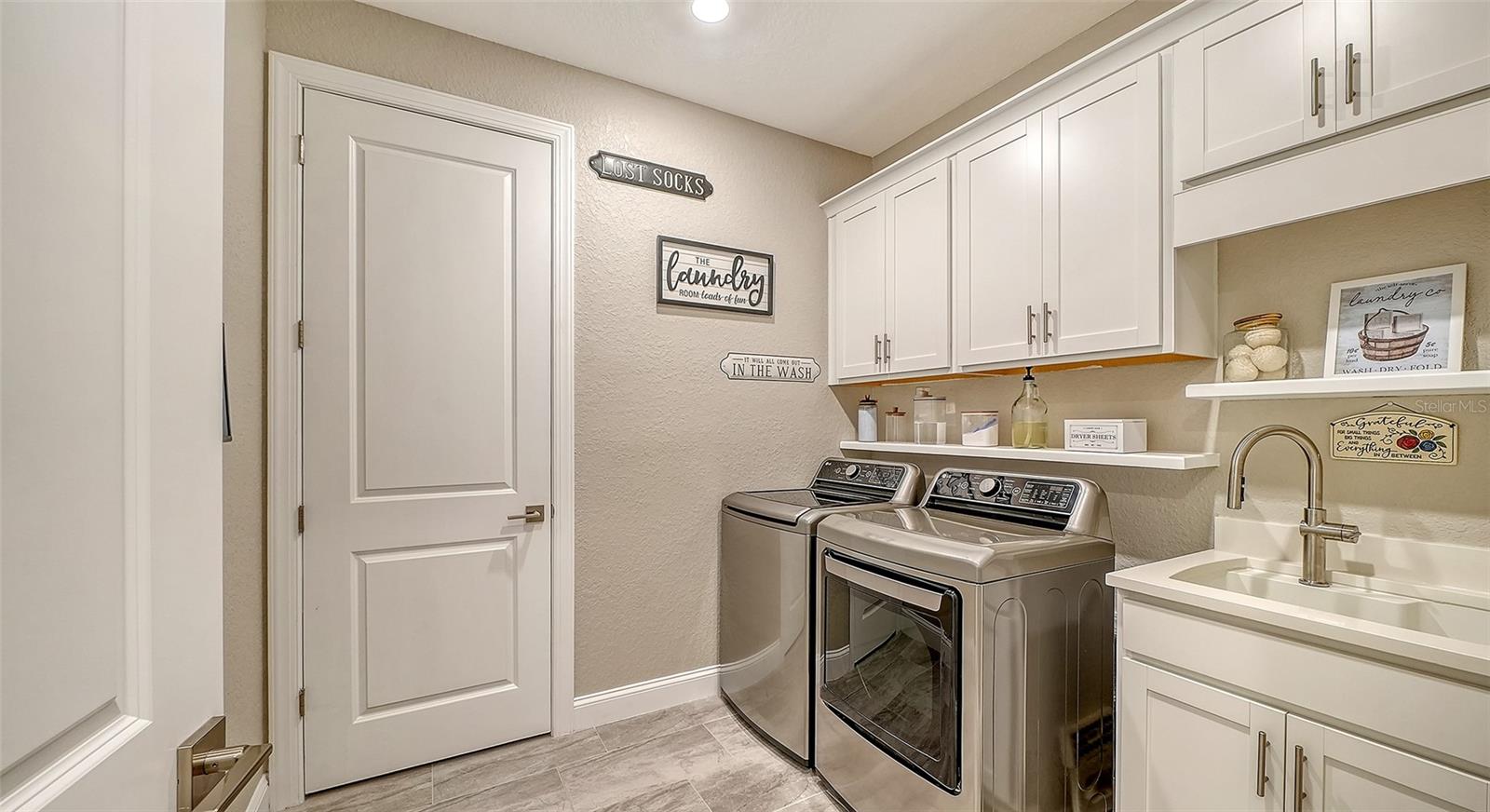 469 BANEBERRY CT — photo 24