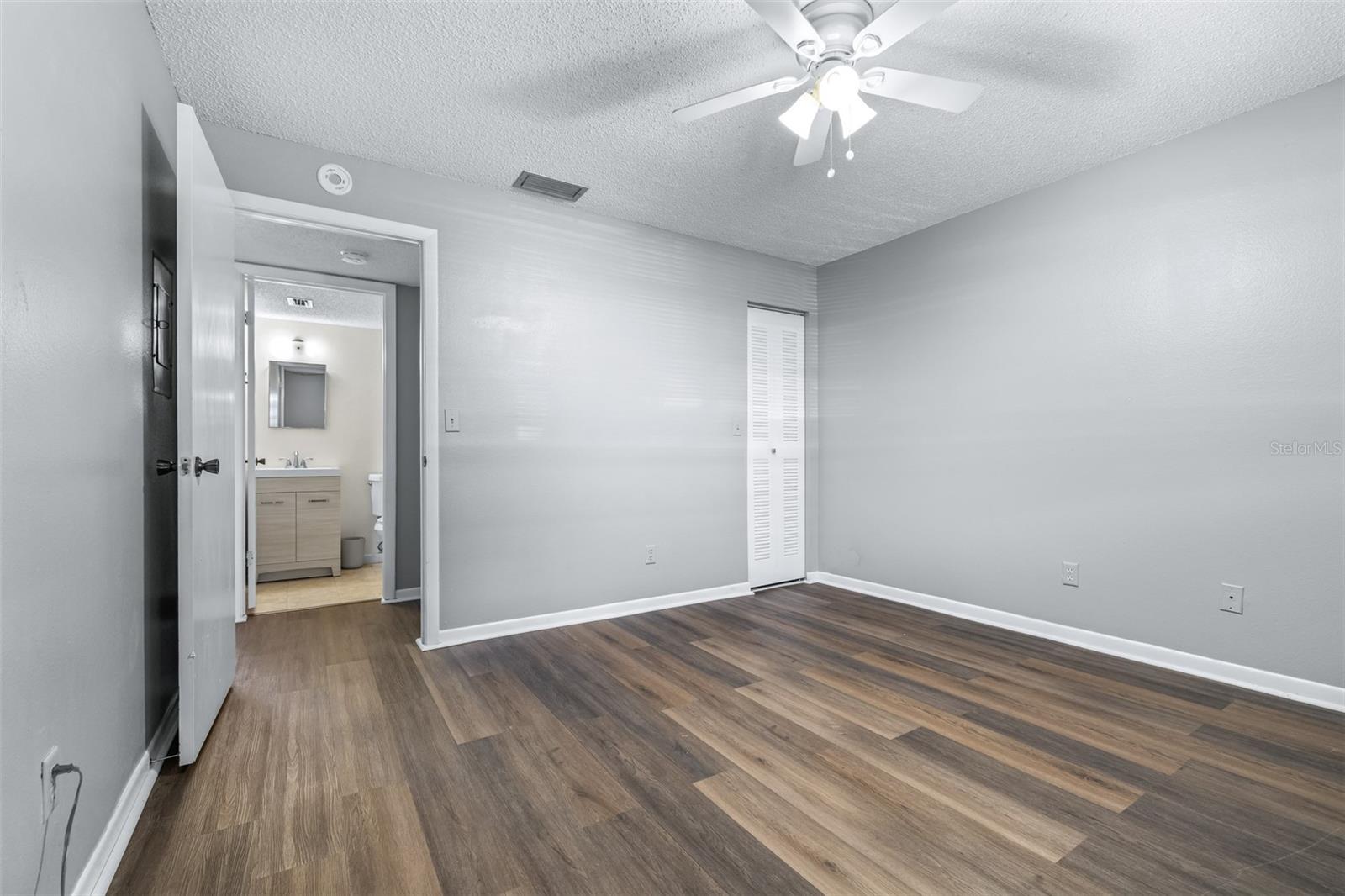 1750 BELLEAIR FOREST DR #A8 — photo 24
