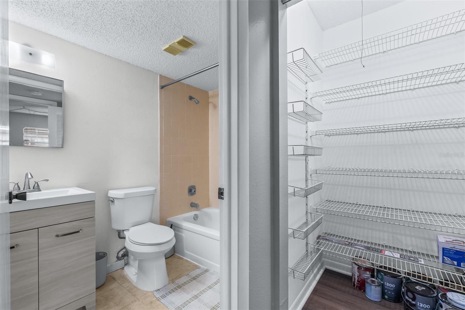1750 BELLEAIR FOREST DR #A8 — photo 26