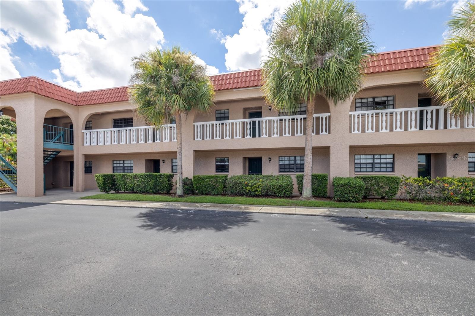 1750 BELLEAIR FOREST DR #A8 — photo 33