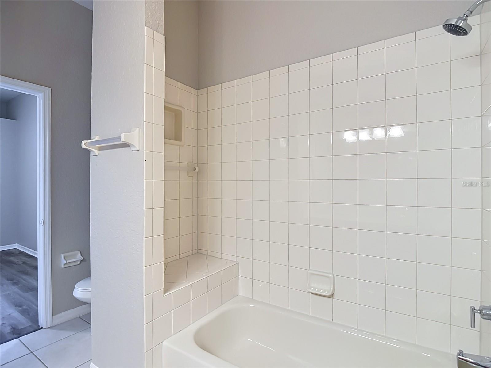 10221 GARDEN ALCOVE DR — photo 44