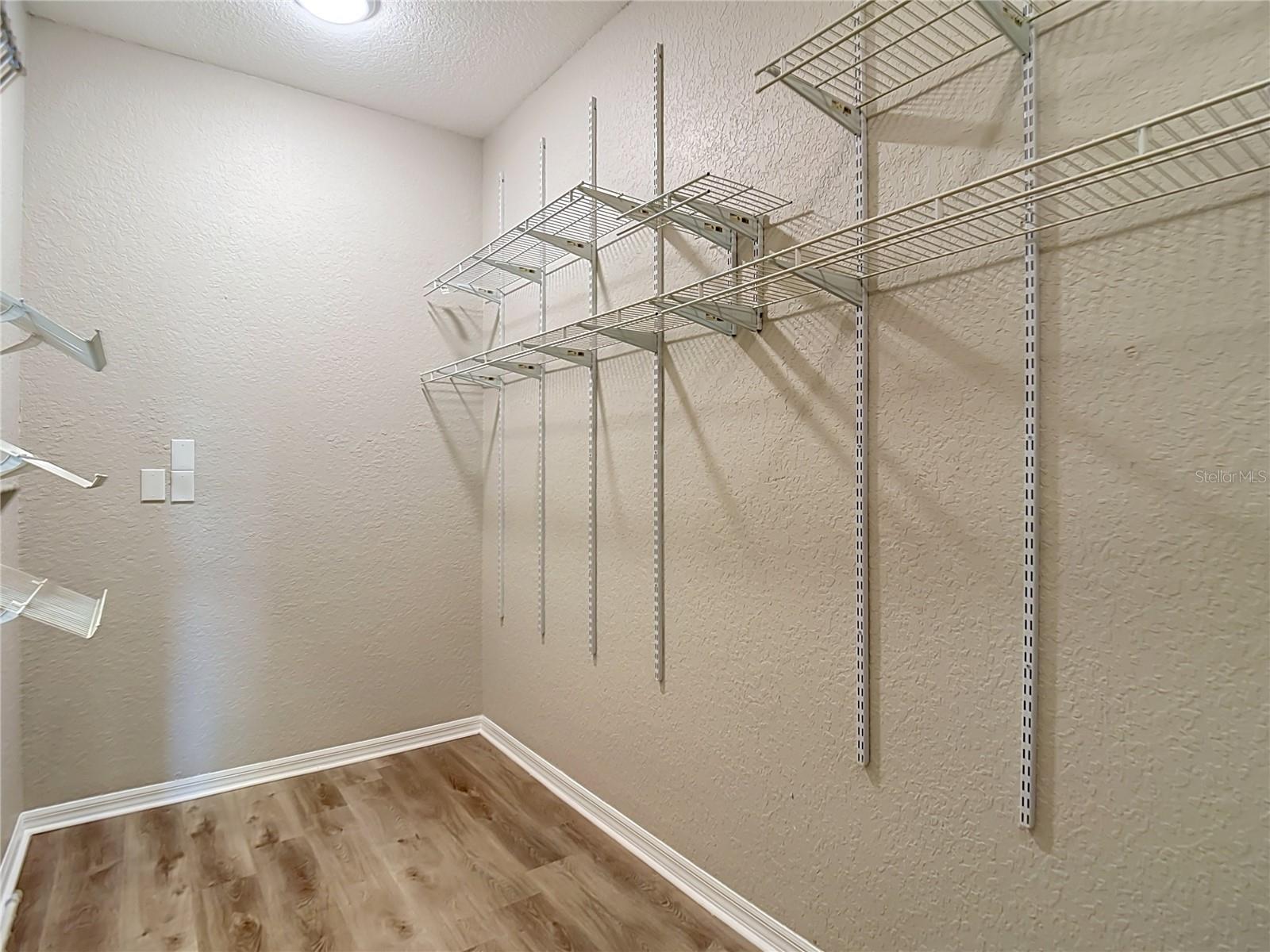 10221 GARDEN ALCOVE DR — photo 39