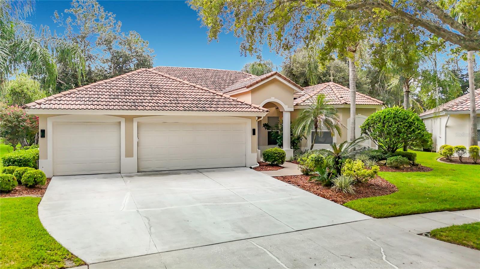 10221 GARDEN ALCOVE DR — photo 2