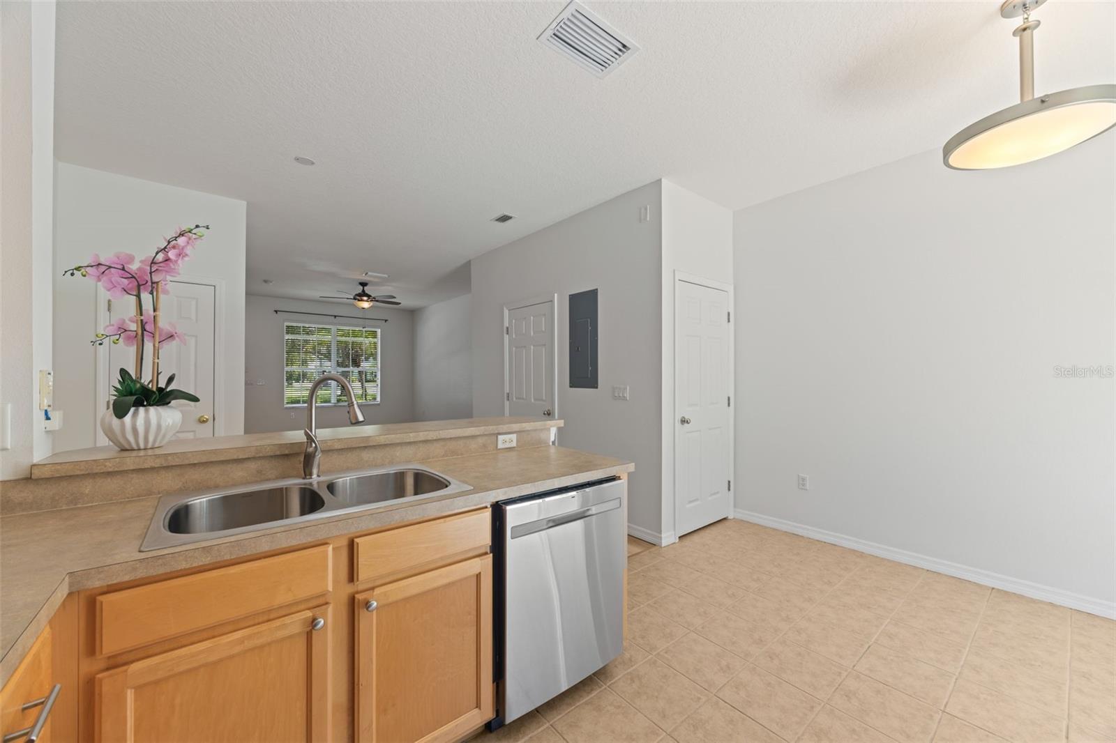 11608 DECLARATION DR — photo 17