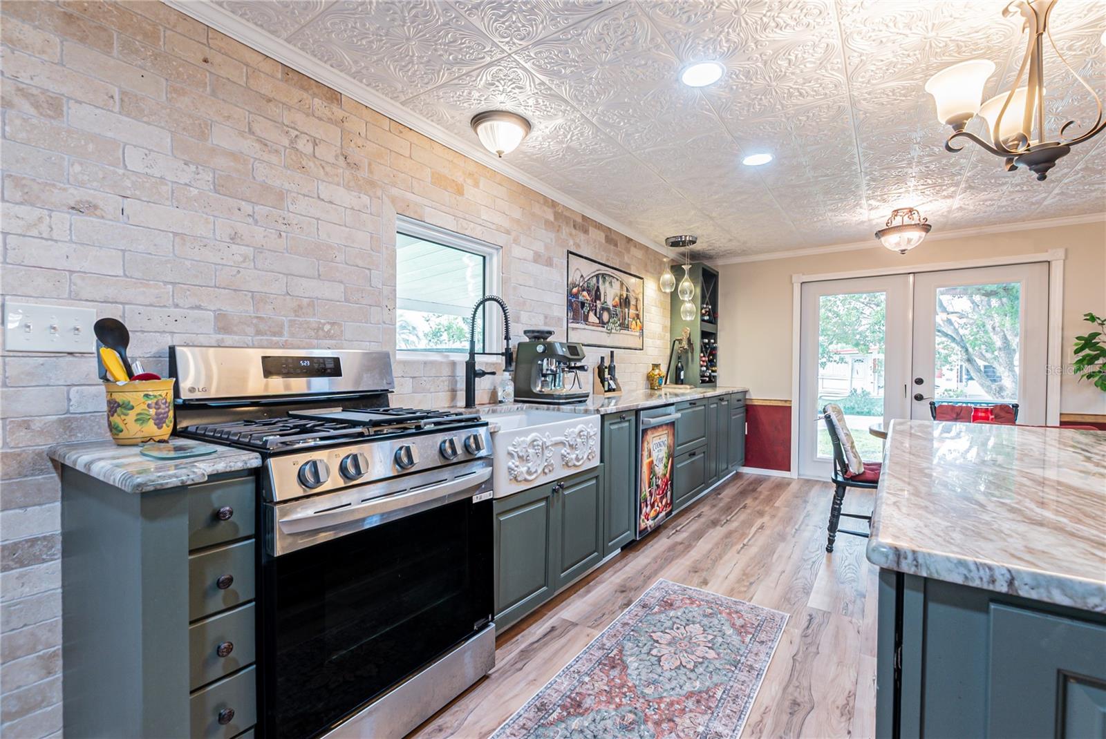 36952 GRACE AVE — photo 15