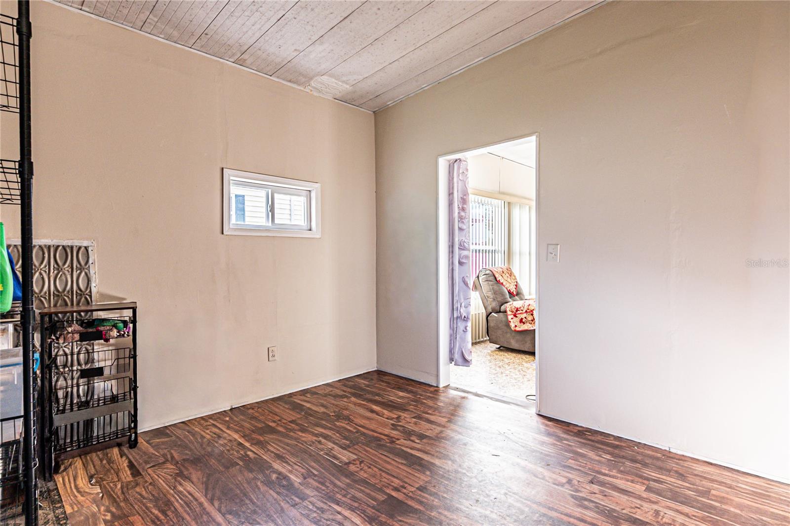 36952 GRACE AVE — photo 37