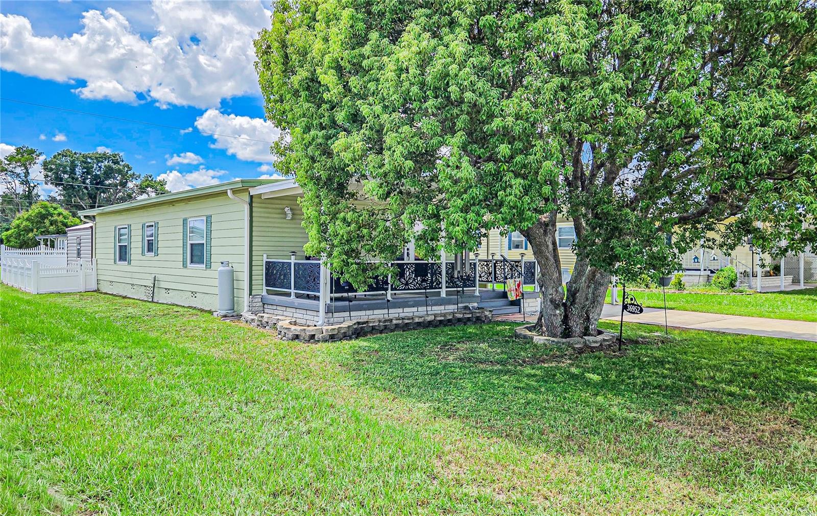 36952 GRACE AVE — photo 4