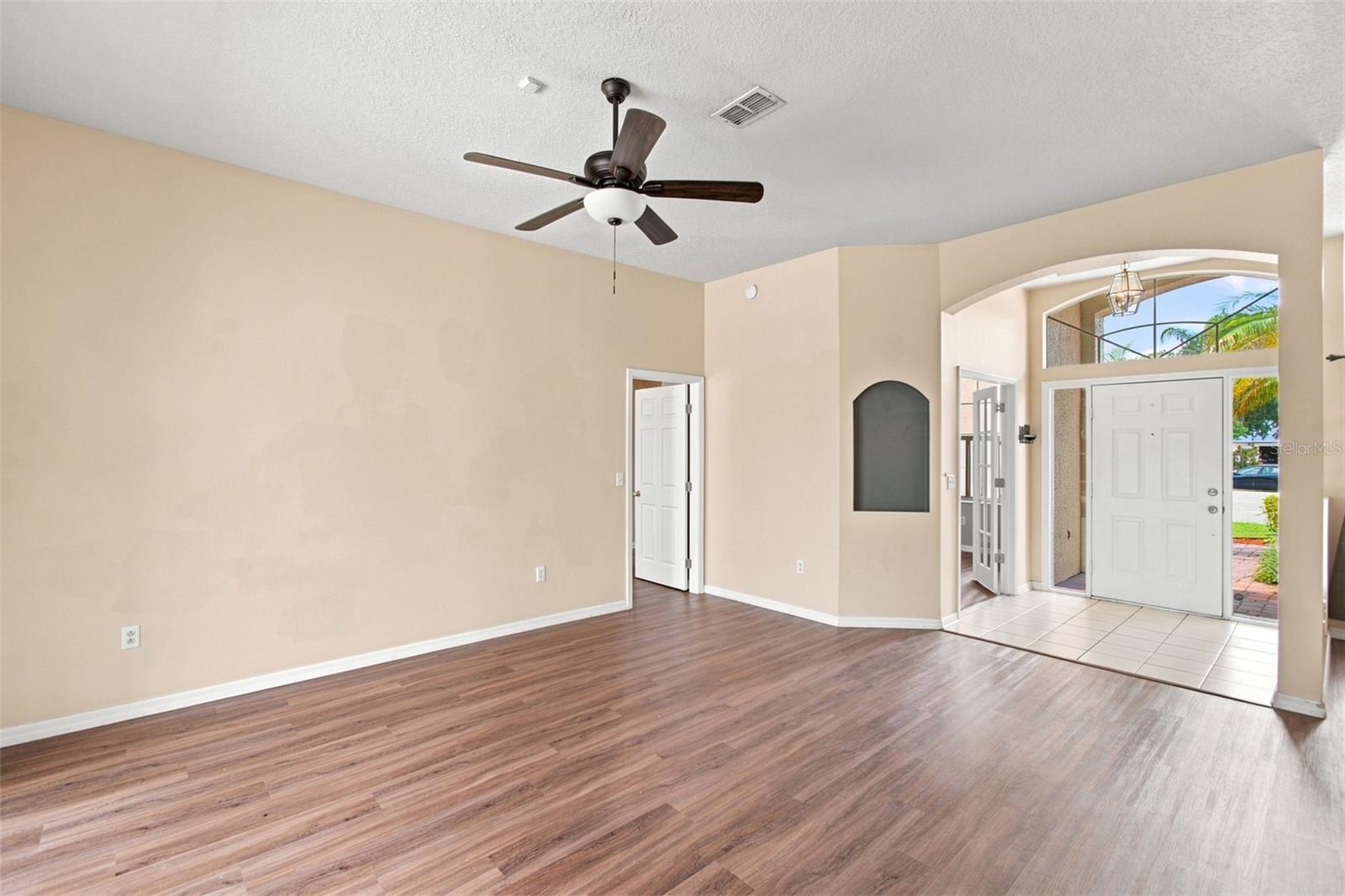9905 BRANFORD CT — photo 10