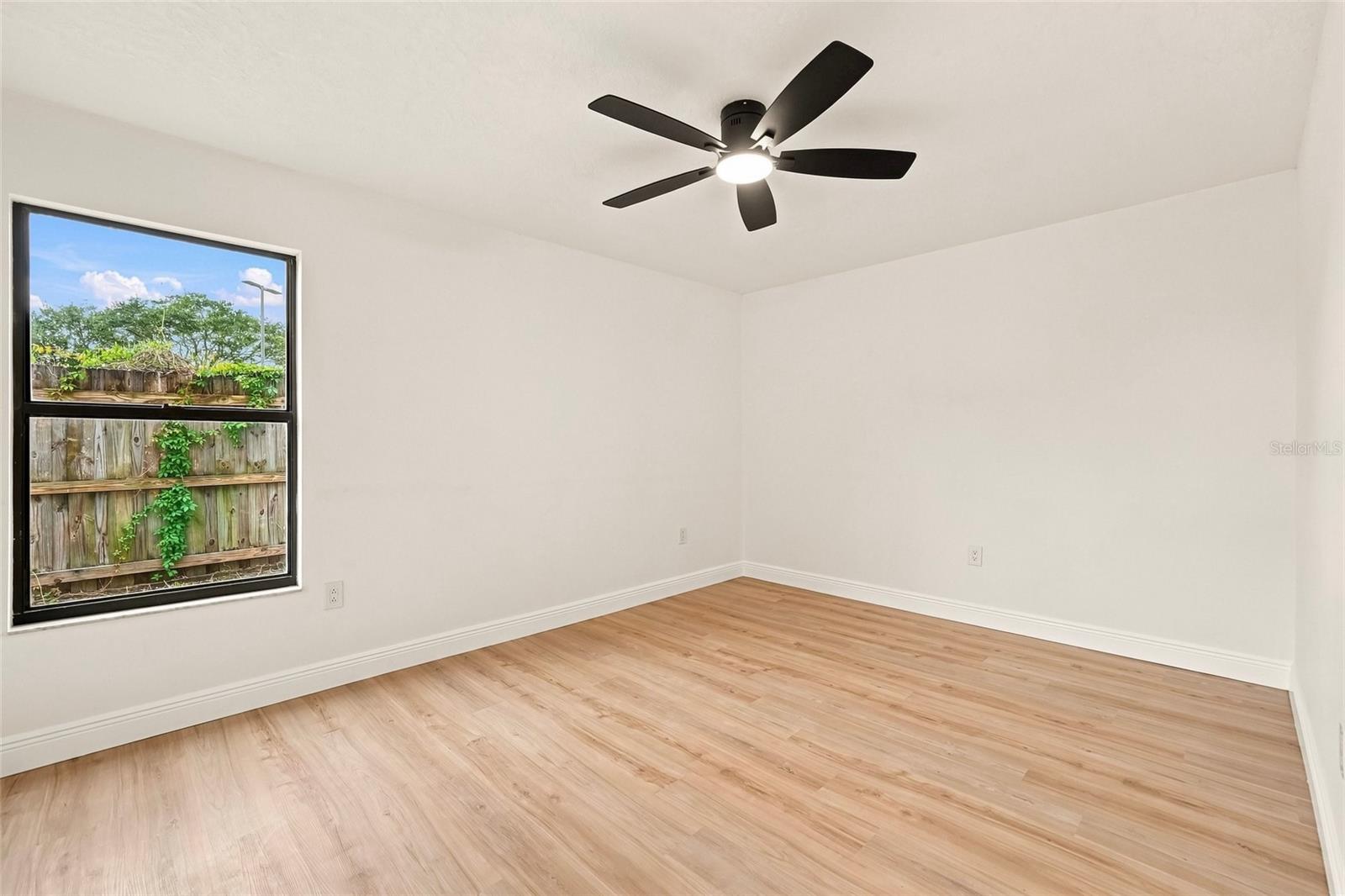 743 BONNIE BLVD — photo 26