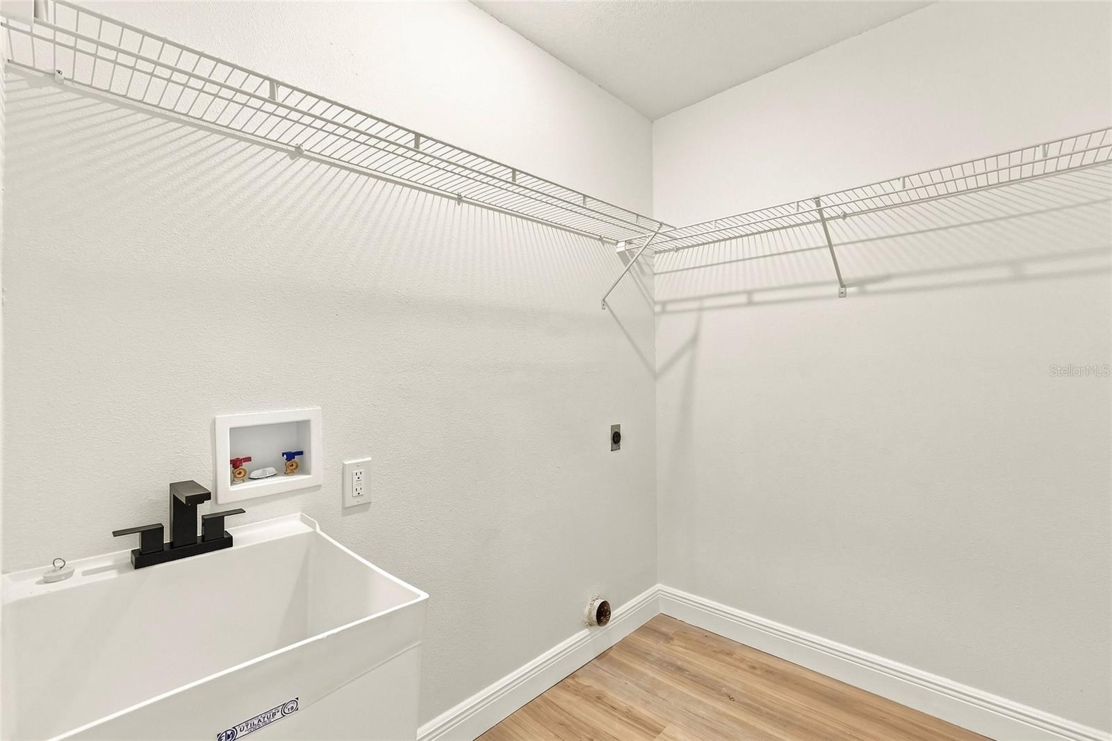 743 BONNIE BLVD — photo 22