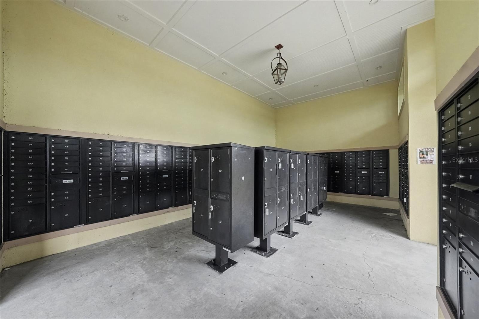 8211 CAPSTONE RANCH DR — photo 32