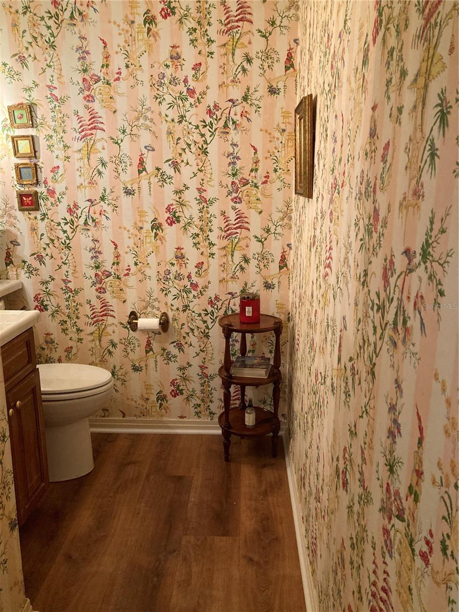 4414 W WATROUS AVE — photo 11