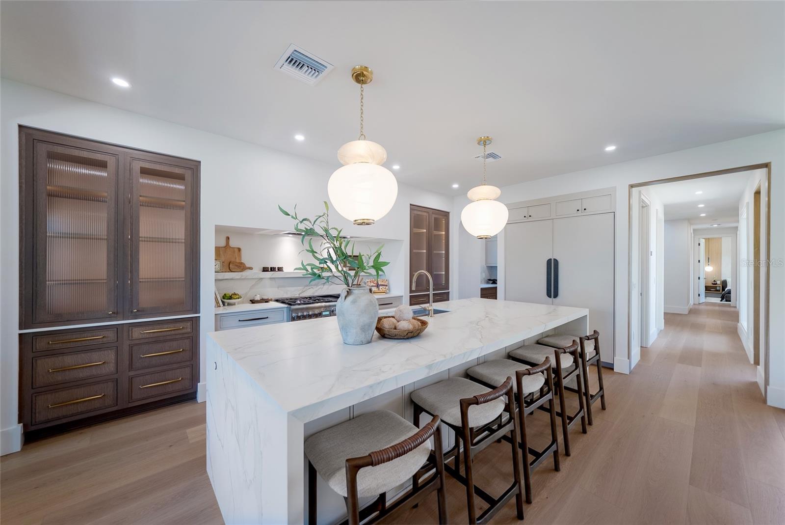 242 LAKEVIEW DR — photo 19
