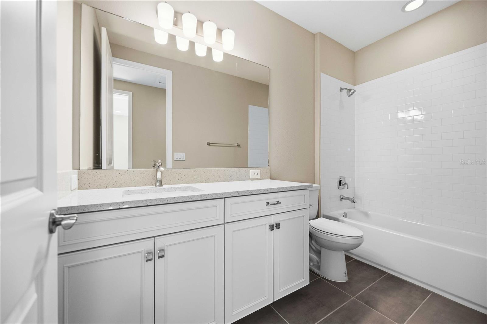 4745 ANTRIM DR — photo 25