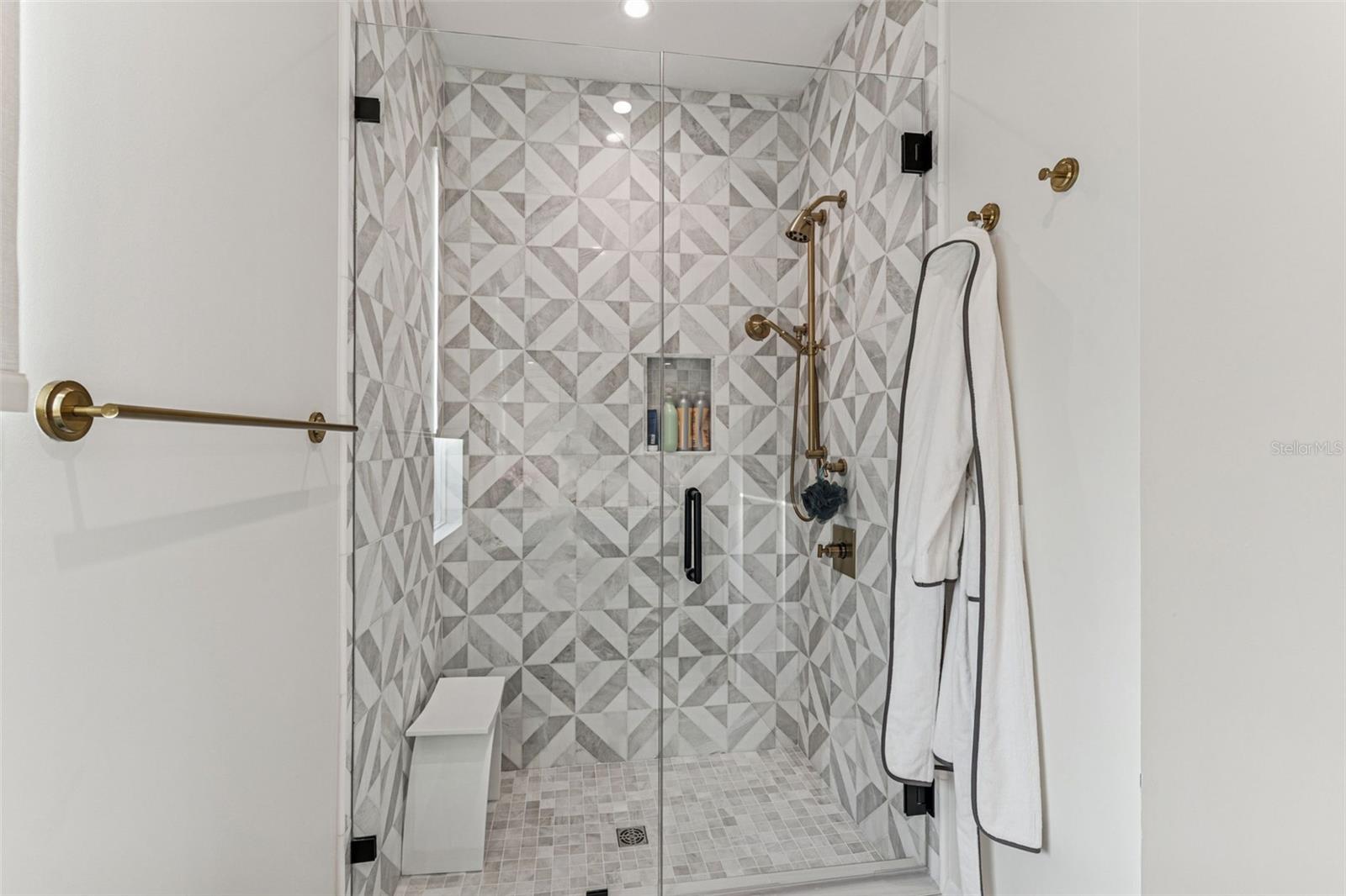 5010 BAYSHORE BLVD #11 — photo 65