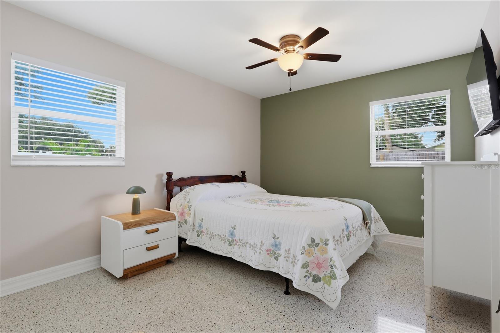 8403 S FLINTROCK CT — photo 19
