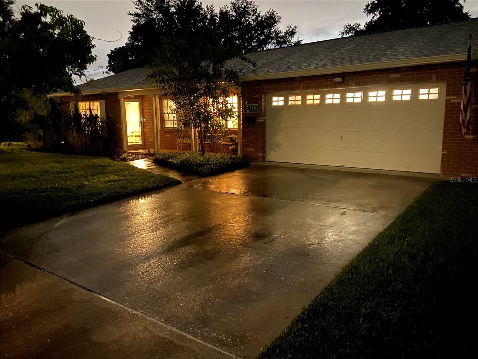 8403 S FLINTROCK CT — photo 39