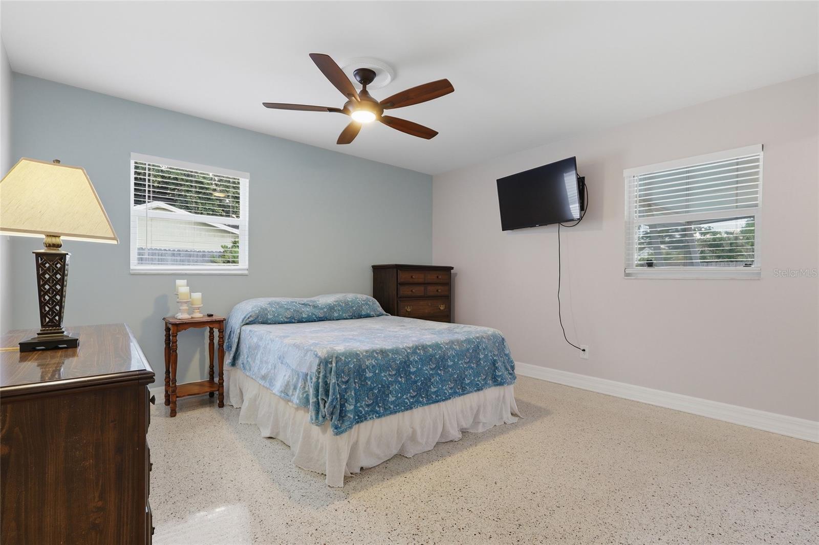 8403 S FLINTROCK CT — photo 18