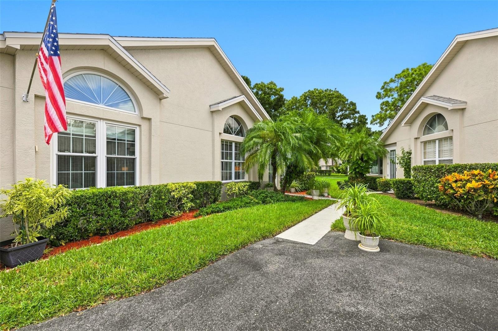 1131 GOLFVIEW WOODS DR — photo 2