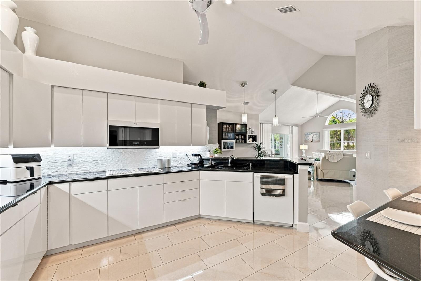 1131 GOLFVIEW WOODS DR — photo 17