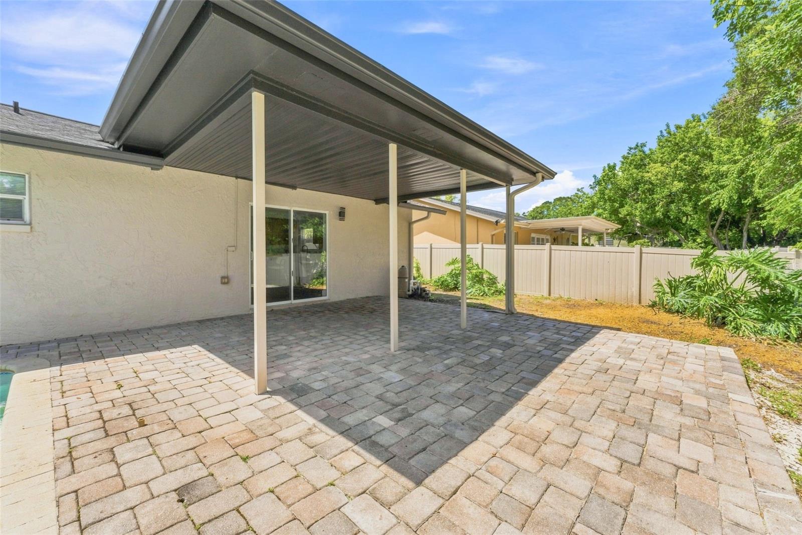 300 N BAY HILLS BLVD — photo 31