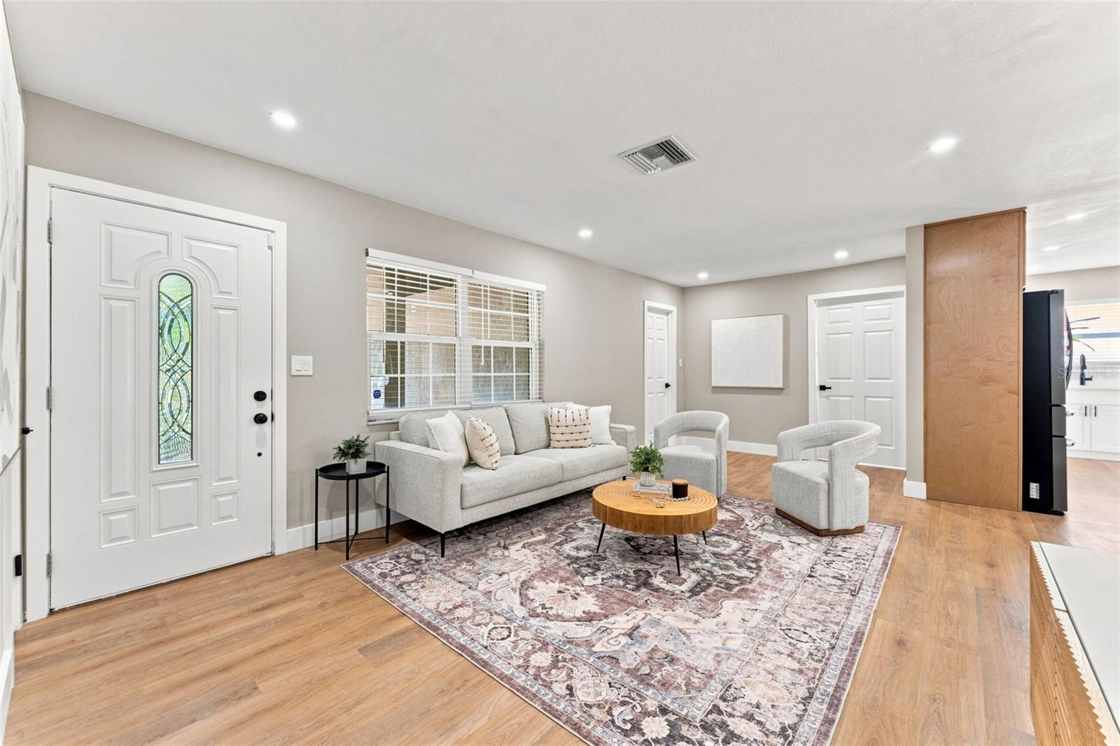 300 N BAY HILLS BLVD — photo 4