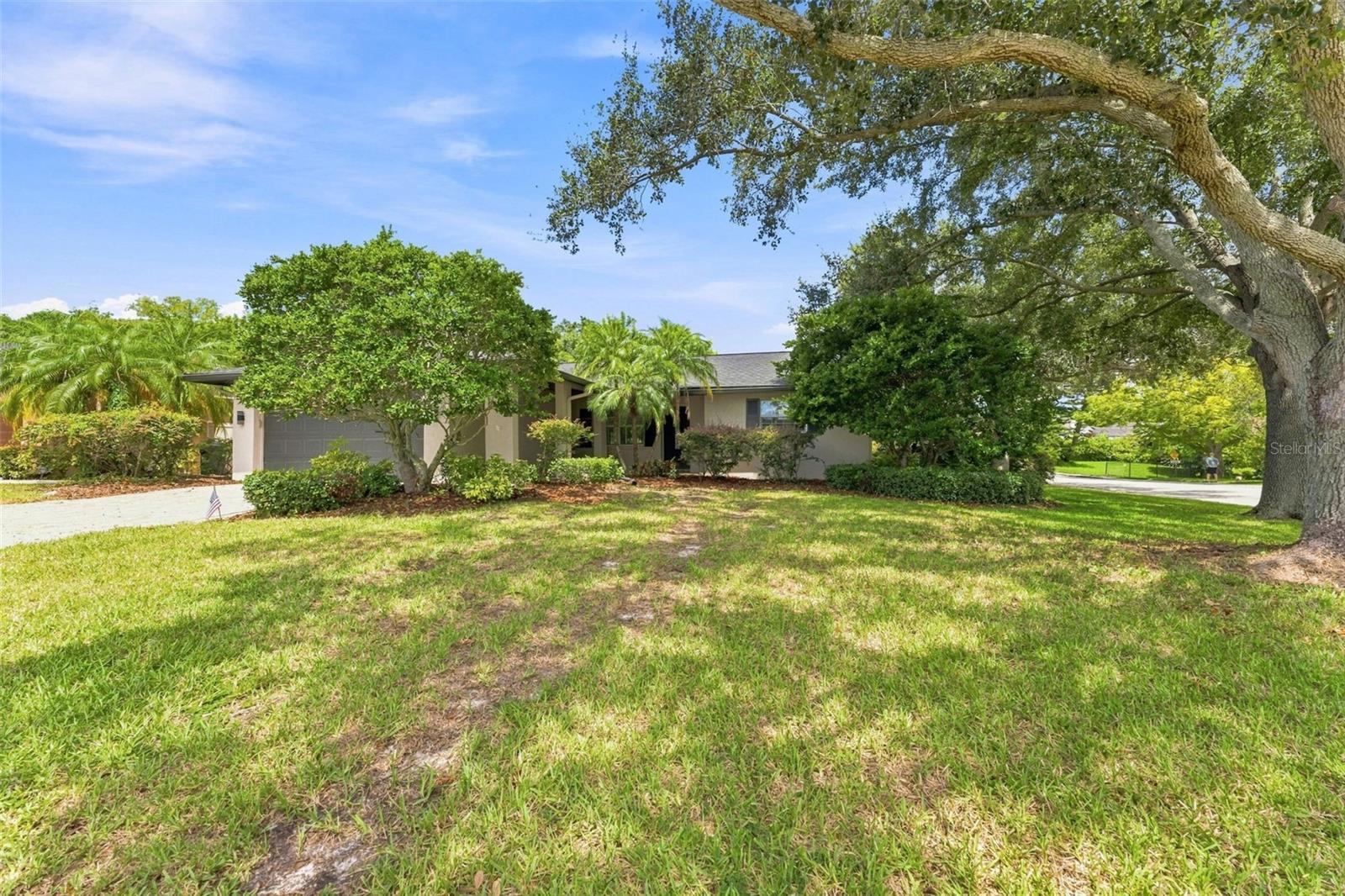 300 N BAY HILLS BLVD — photo 40