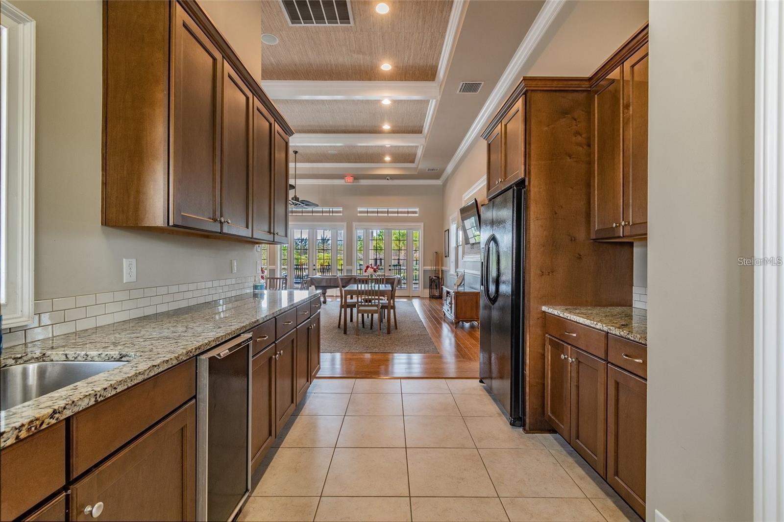 6810 MUNCASTER CT — photo 68