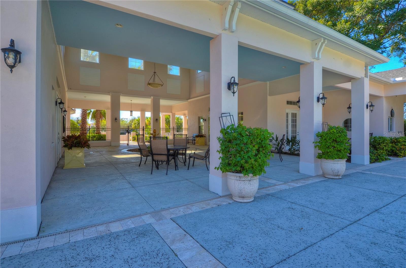 6810 MUNCASTER CT — photo 64
