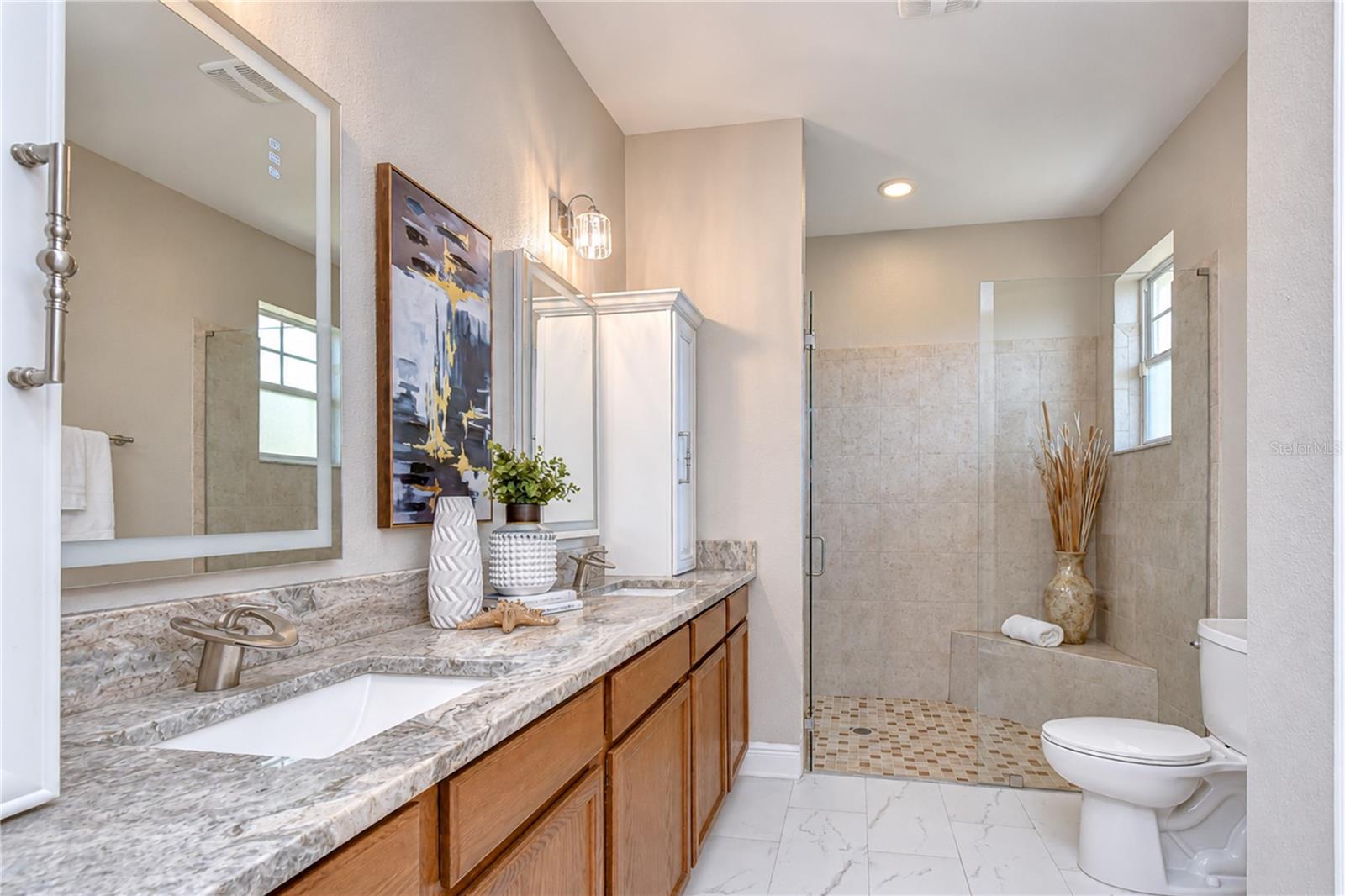 6810 MUNCASTER CT — photo 35