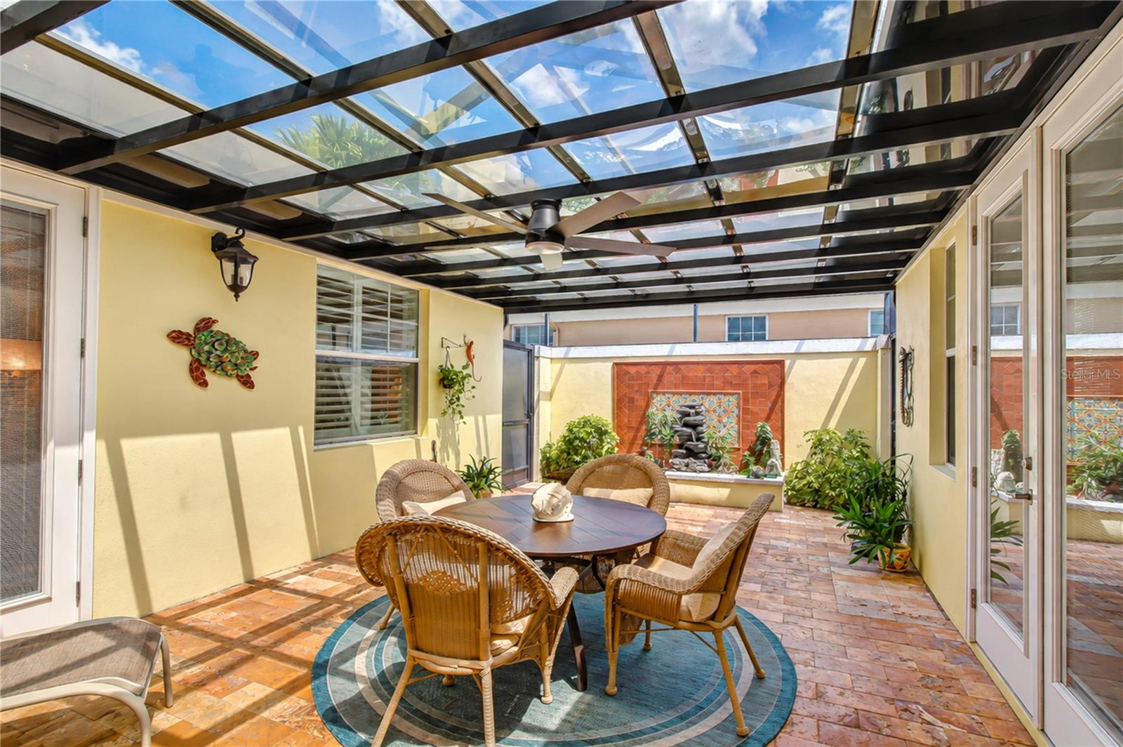 6810 MUNCASTER CT — photo 46