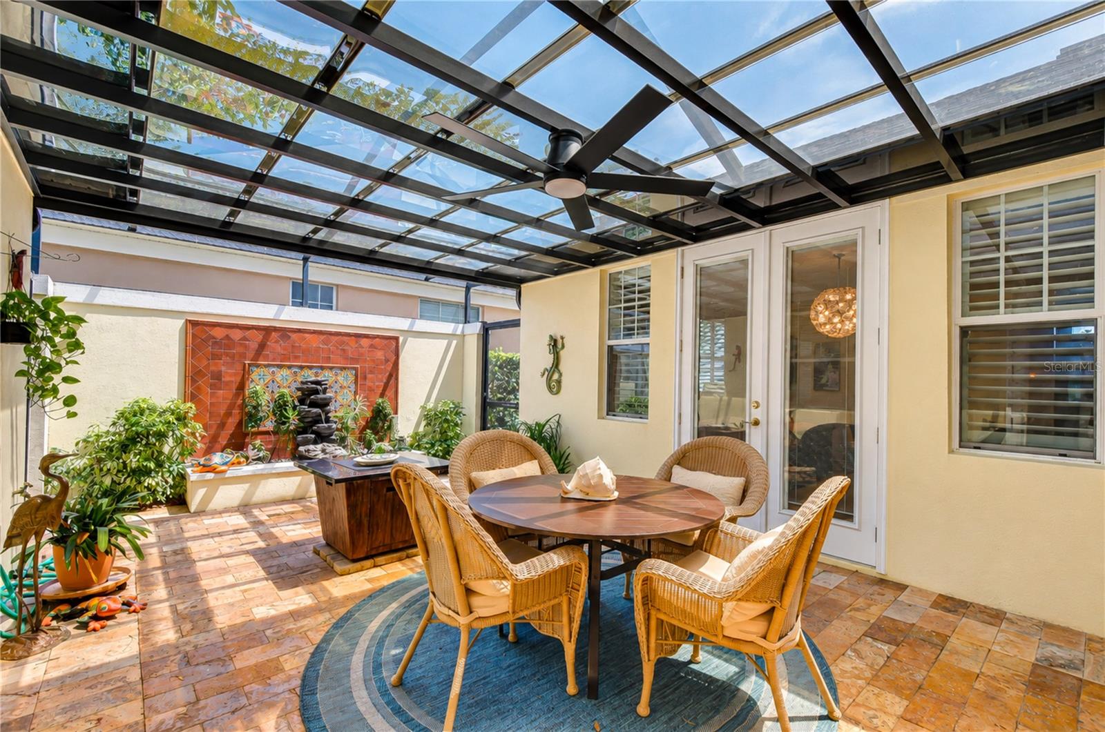 6810 MUNCASTER CT — photo 47