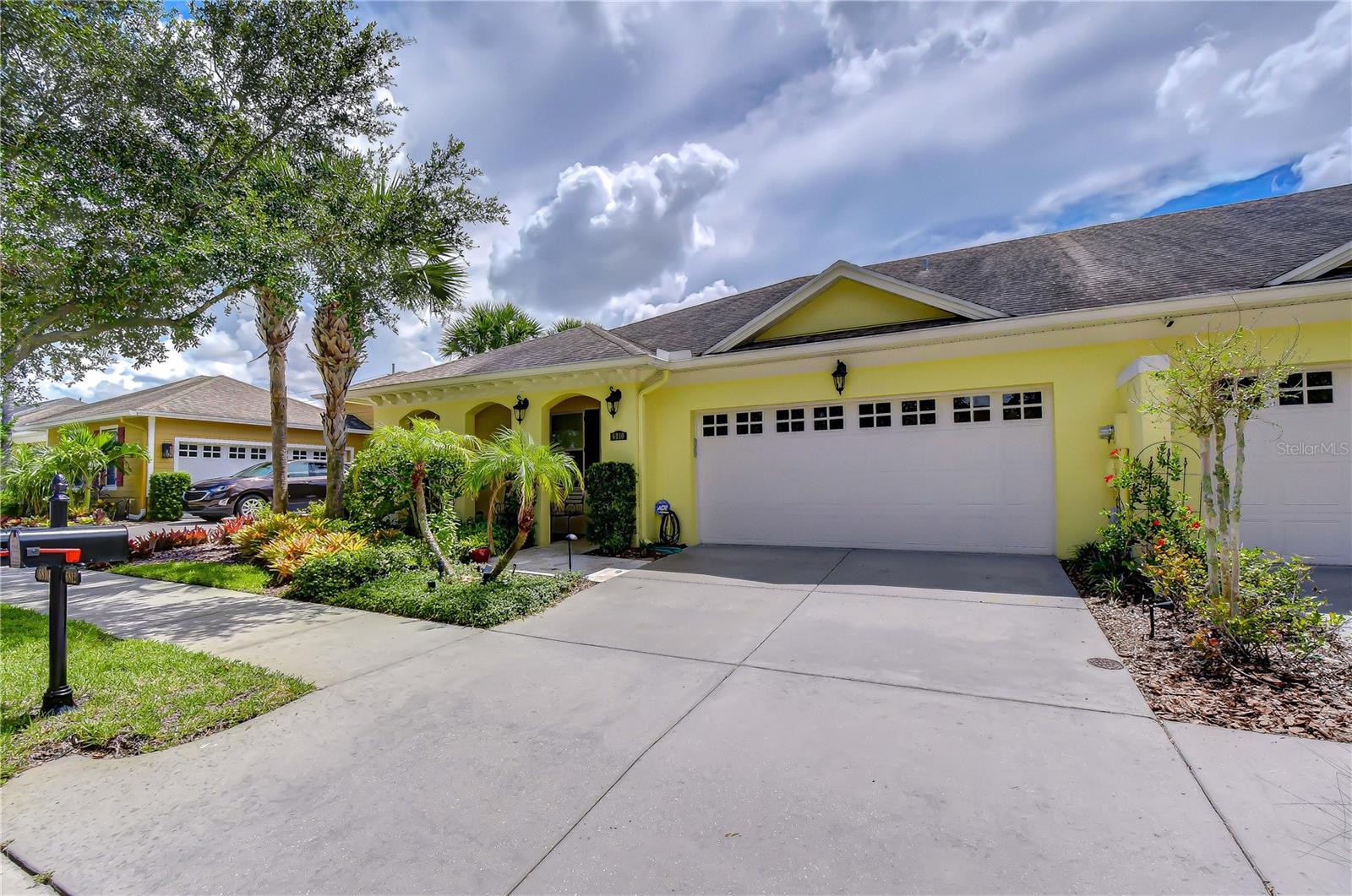 6810 MUNCASTER CT — photo 3