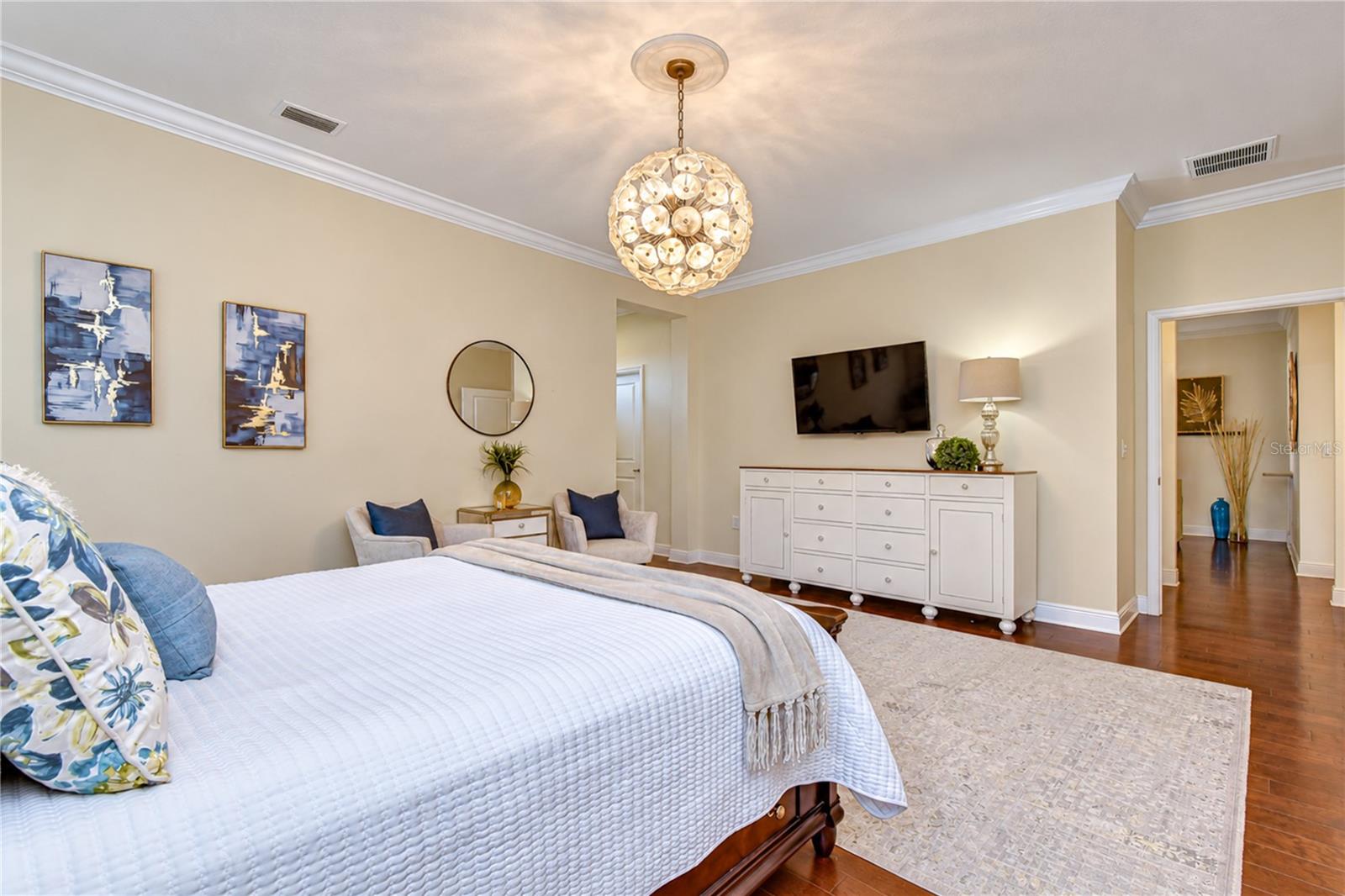 6810 MUNCASTER CT — photo 32