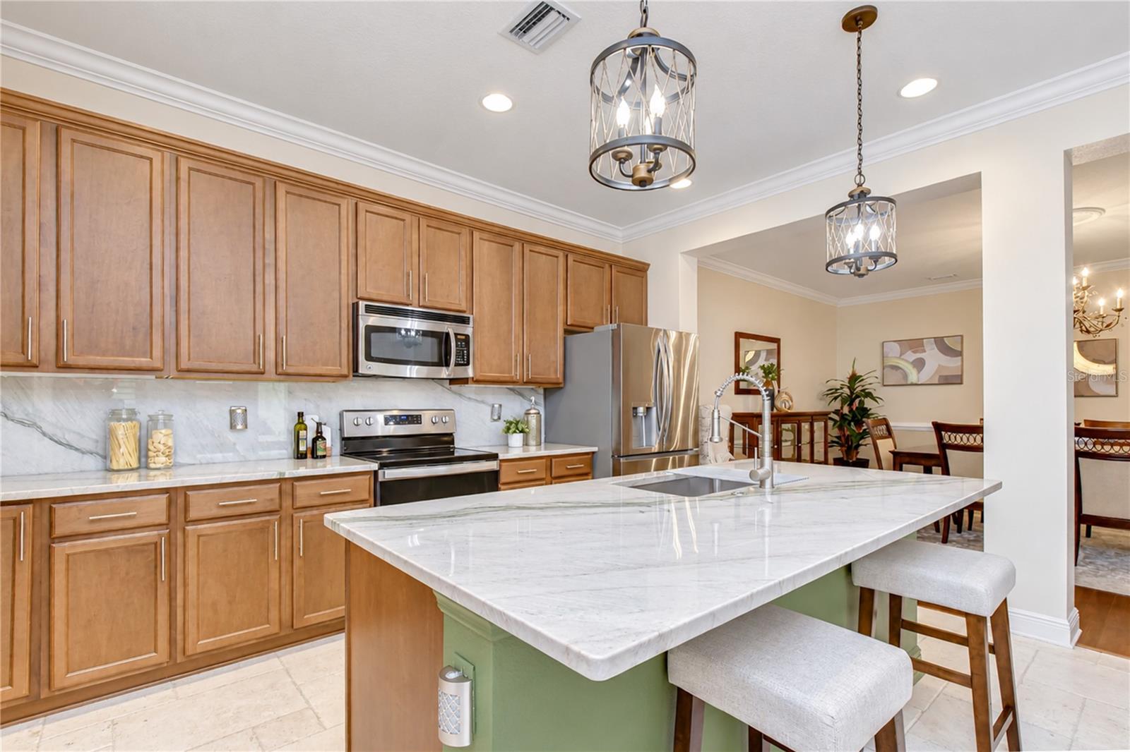 6810 MUNCASTER CT — photo 20
