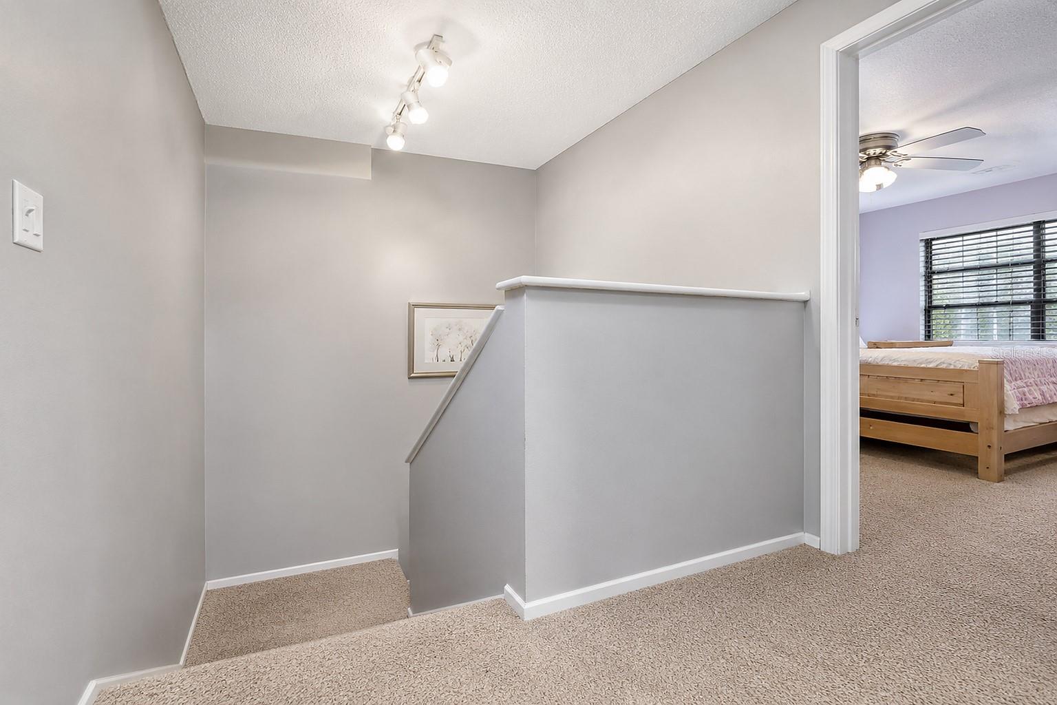 803 FAIRWOOD LN — photo 15