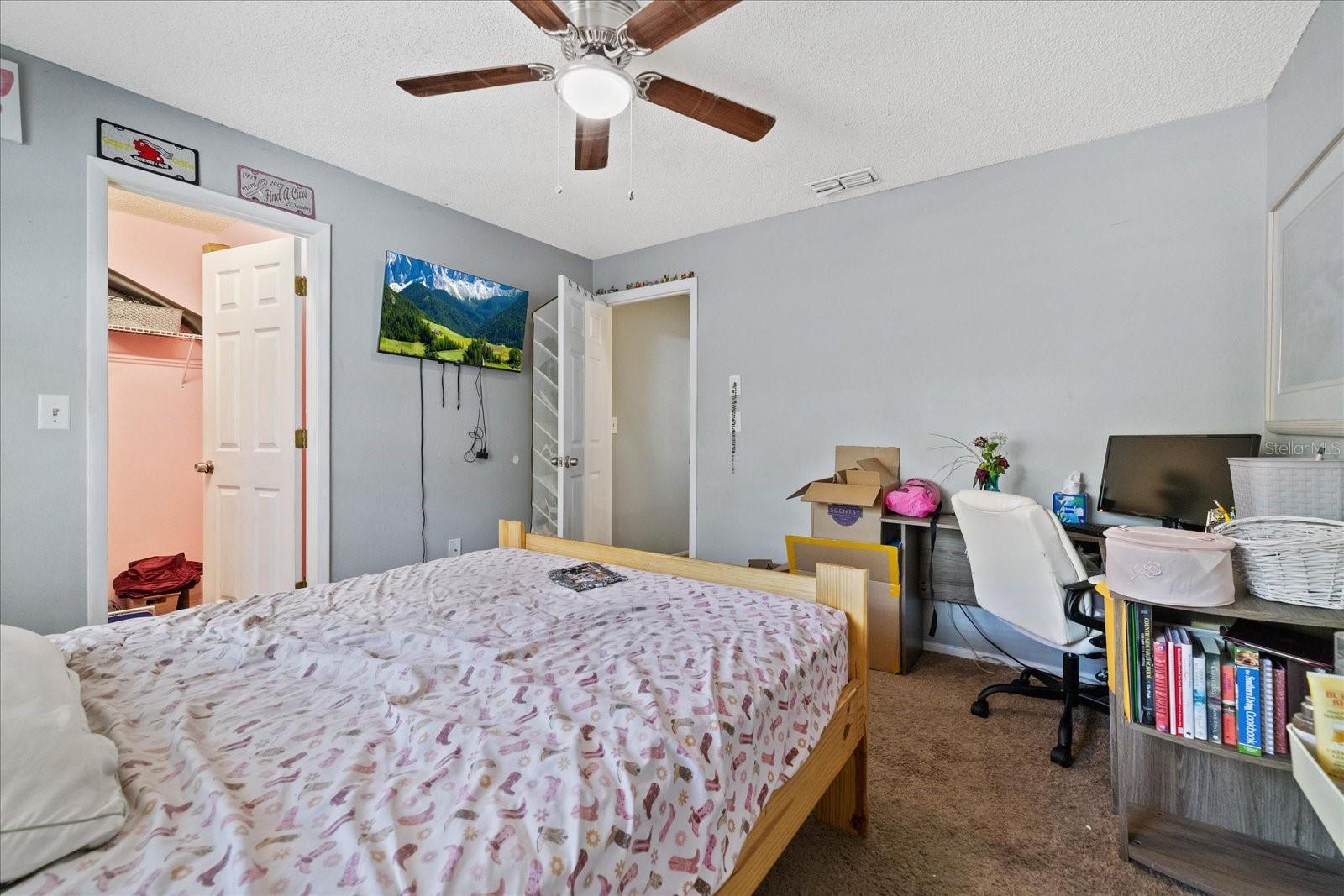 803 FAIRWOOD LN — photo 26