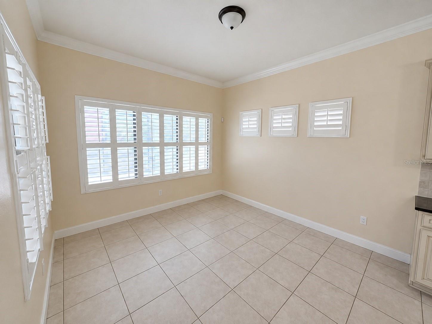 10911 CHARMWOOD DR — photo 6