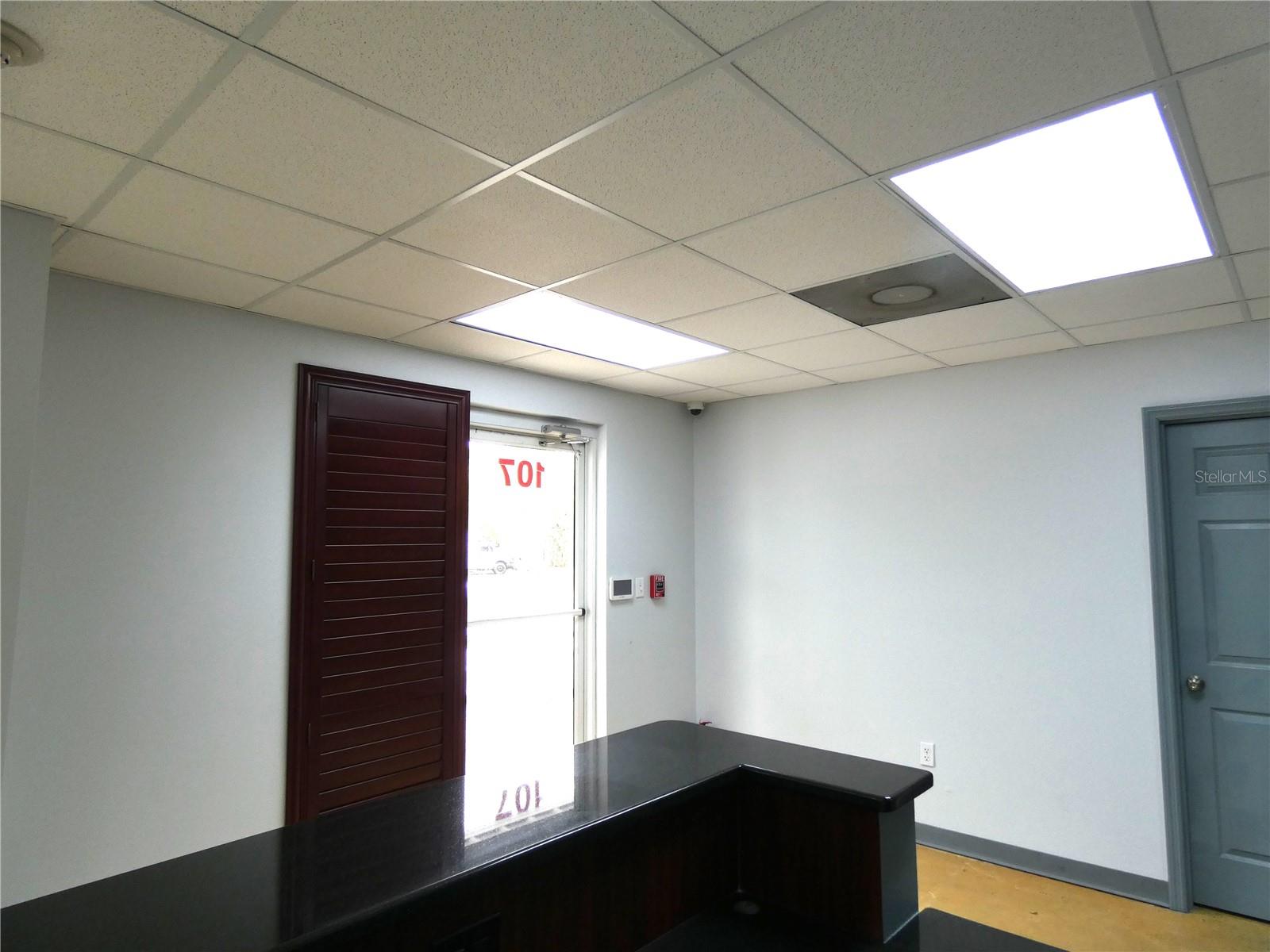 1882 PORTER LAKE DR #107 — photo 4