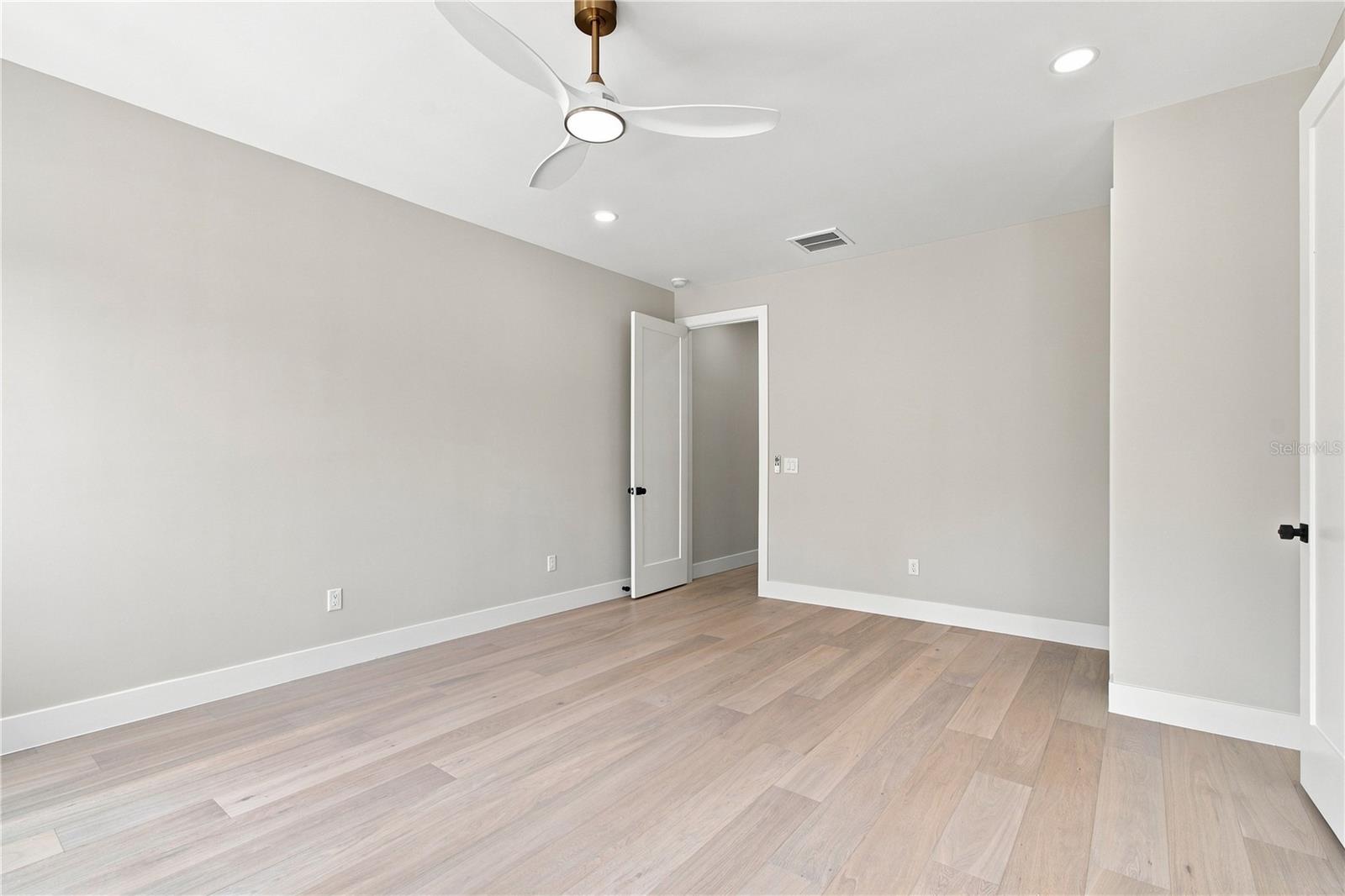 3429 W PALMETTO ST — photo 38
