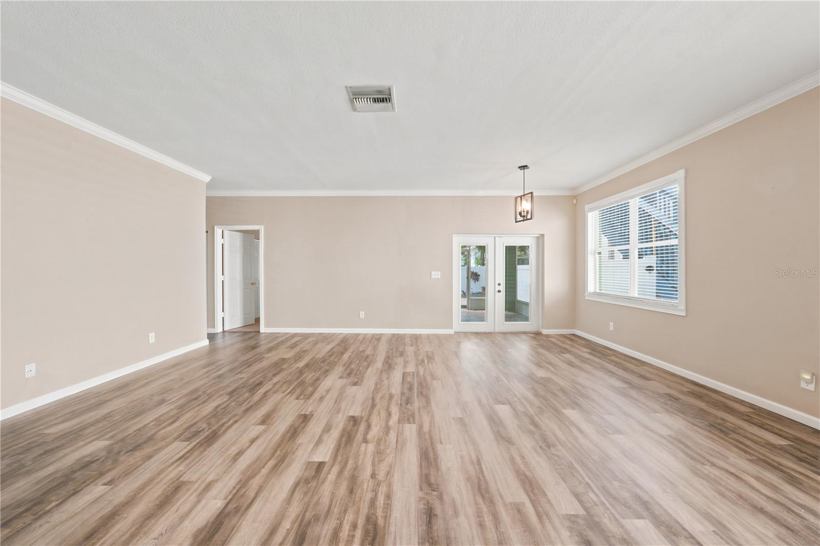 2318 W CHERRY ST — photo 15