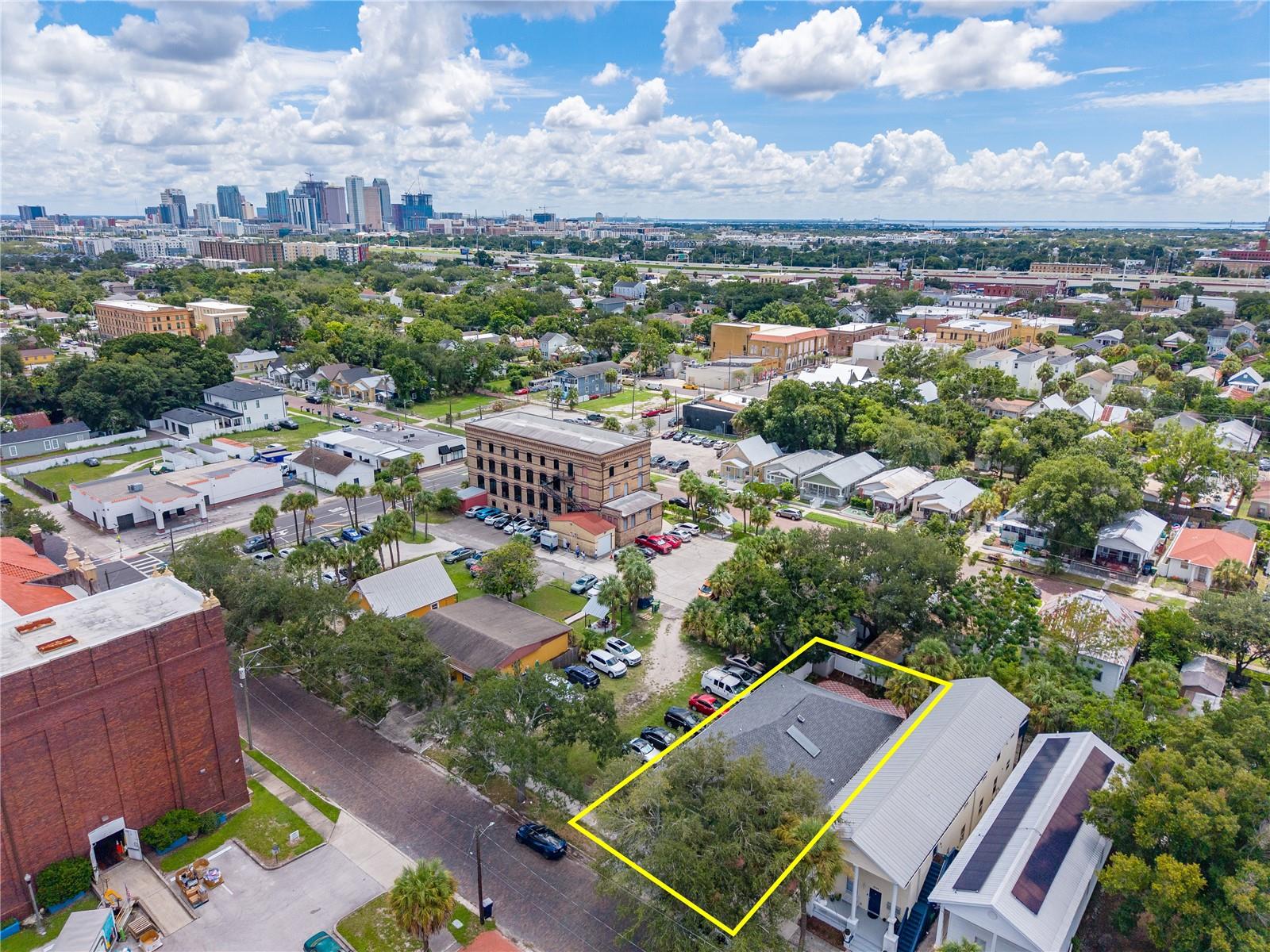 2318 W CHERRY ST — photo 43