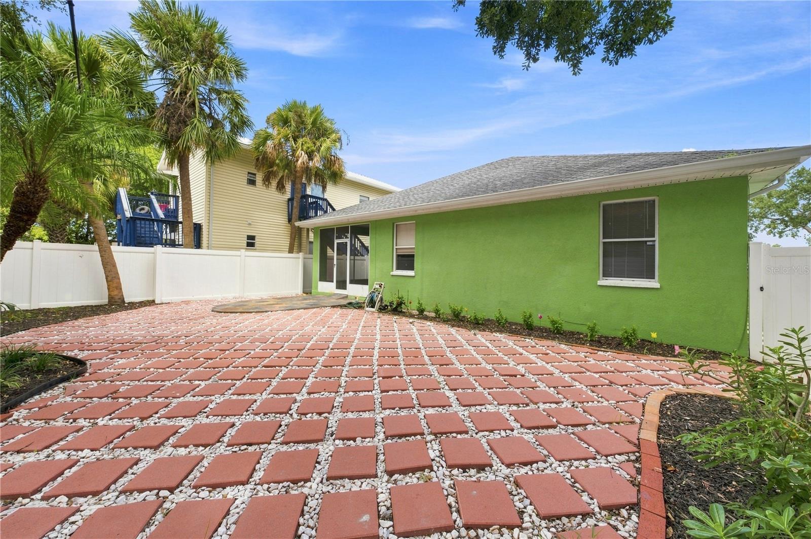 2318 W CHERRY ST — photo 30